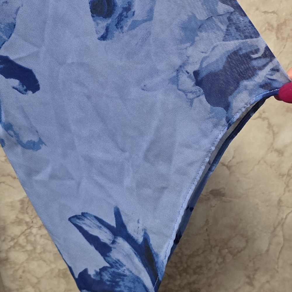 Alfani | Women's | Blue | Sheer | Floral Blouse With Attached Blue Cami | Size M - Picture 4 of 6
